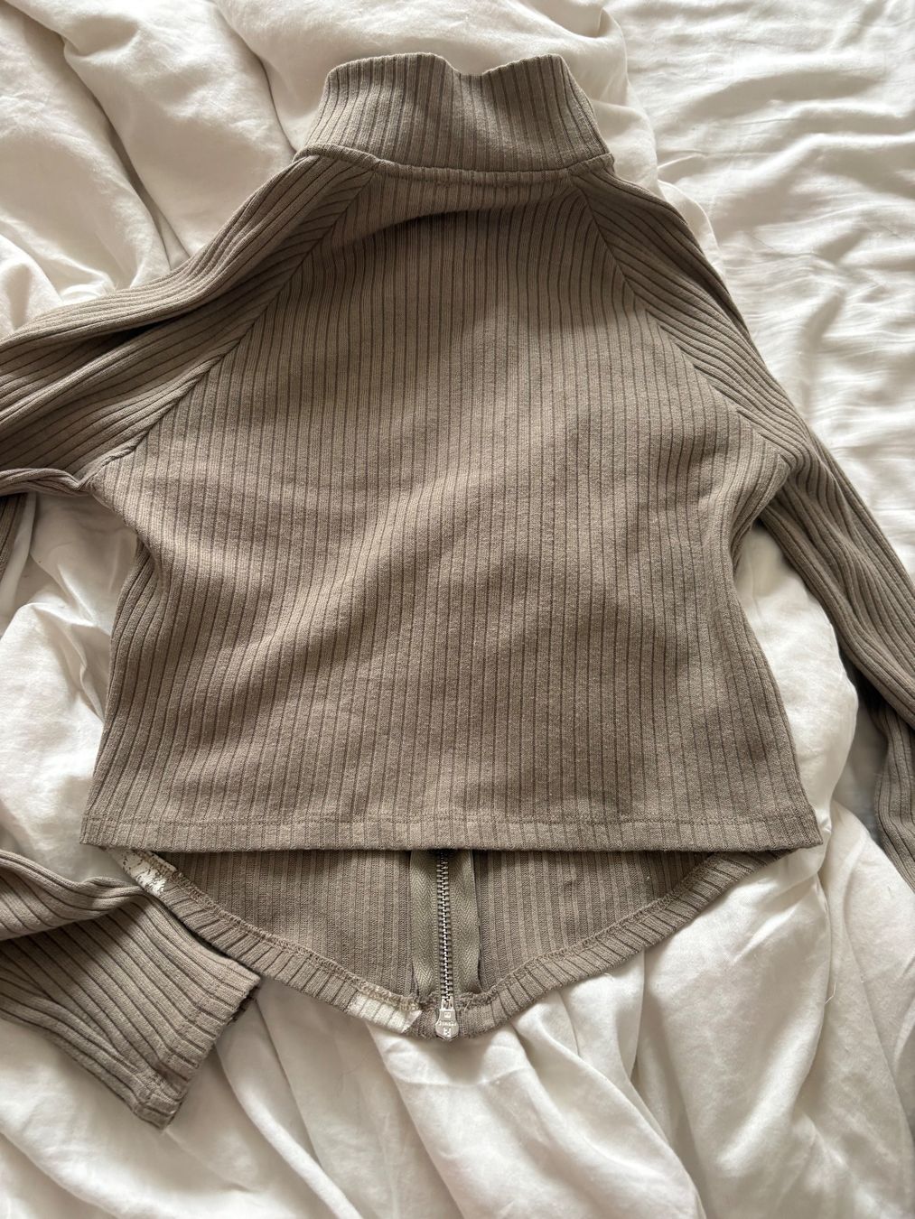 Bershka Top: Bershka Top Gr M – Usato da Spreitenbach venduto da yas_njl8 3