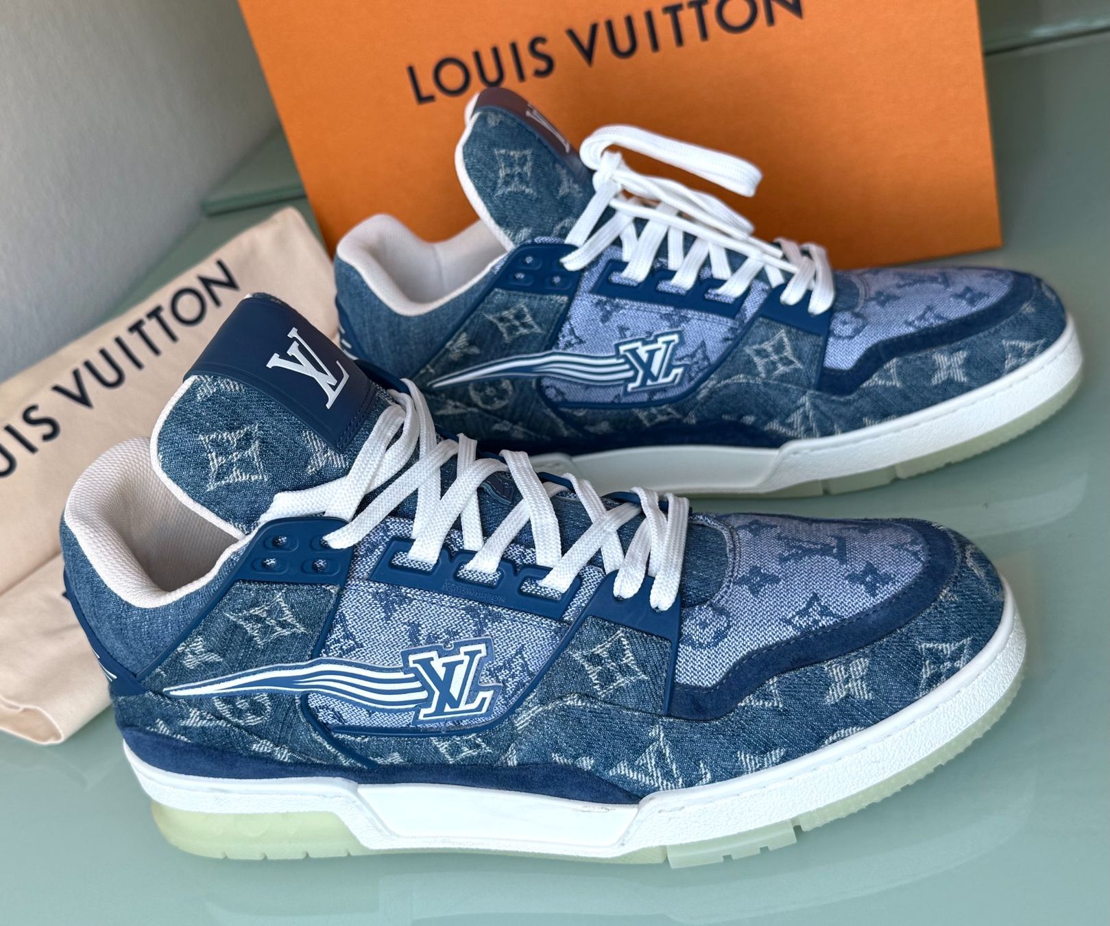 Louis Vuitton Herrenschuhe: LOUIS VUITTON Eclipse Monogramm Low Top Sneakers 42.5 NEUE – Neu (gemäss Beschreibung) aus Kreuzlingen von kruezbiz 4