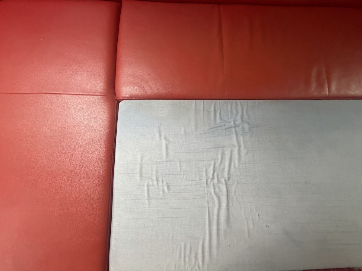 Liegen & Liegestühle: Ecksofa Leder rot mit Schlaffunktion – Gebraucht aus Kloten von VRG1973 9