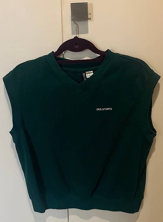 Gilet & Giacche senza maniche: Ärmellose Pullover (Gilet) – Usato da Reinach BL venduto da asi_ffz5