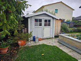 Gartenhaus "WEKA" aus Holz grau mit Doppeltür gebraucht