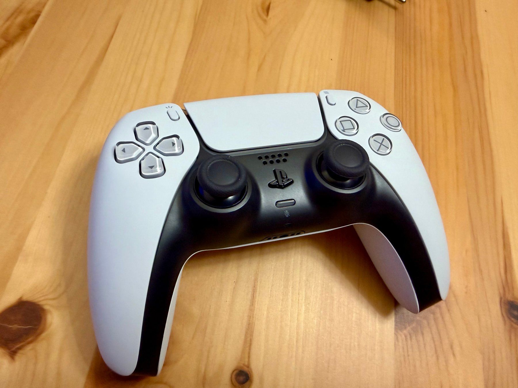 Sony Console: Sony PlayStation 5 Disc Edition + new DualSense controller – Usato da Brugg AG venduto da hub_8ywk 5