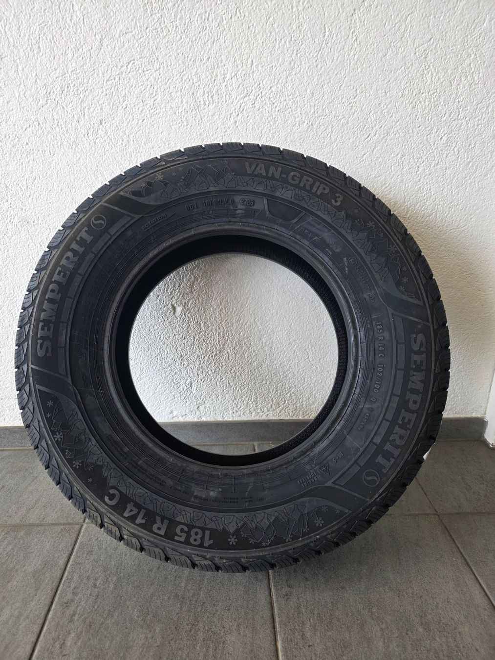 Pneumatici & Ruote complete: Semperit Winterreifen, neu, 185/R14C – Nuovo e nell'imballaggio originale da Brunnen venduto da buehrer11 1