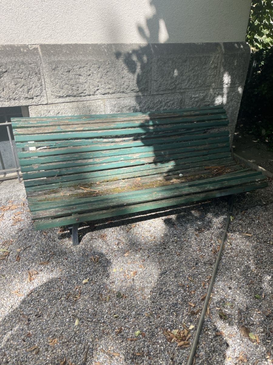 Bancs: Alte Gartenbank – D'occasion à Villnachern par socondlife