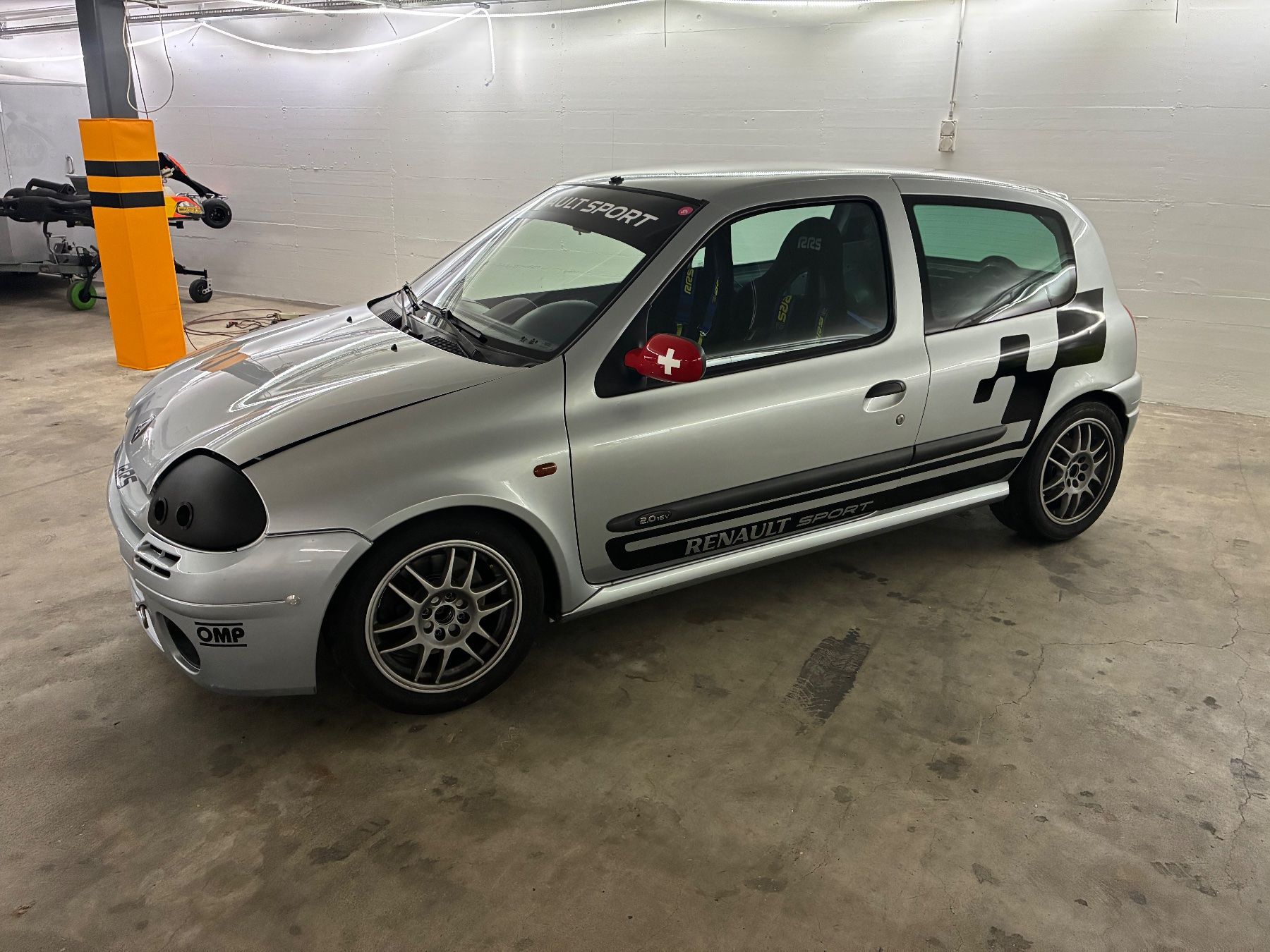 Renault Automobili: Renault Clio 2RS phase 1 Trackday 2001 – Usato da Fontaines NE venduto da Jameson87