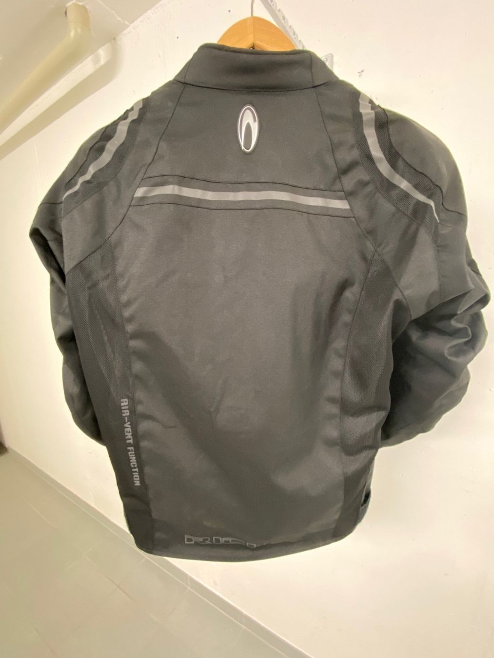 Giacche: Motorradjacke Richa Textil - Men black Gr. L – Usato da Landquart venduto da orca130 1