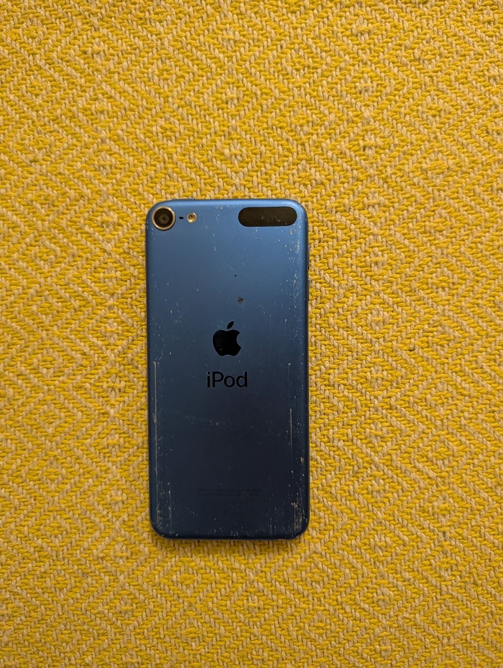 Apple Lecteur media portable: 2 iPod+ 1 iPhone – Défectueux à Oberglatt ZH par LR1989 1