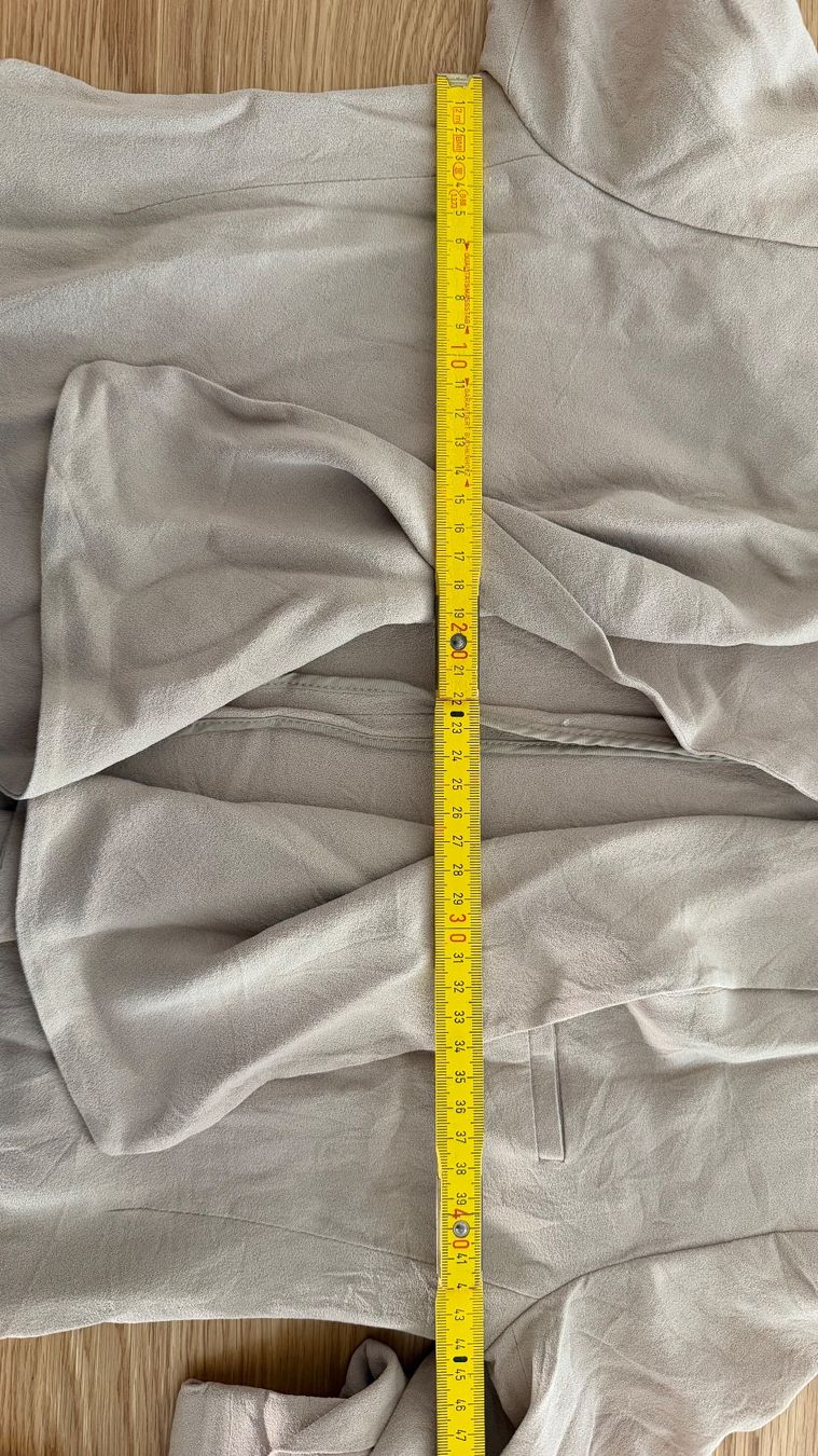 Completi & Tailleur: Piazza Sempione blazer beige – Nuovo (secondo la descrizione) da St. Gallen venduto da Lxra145 7