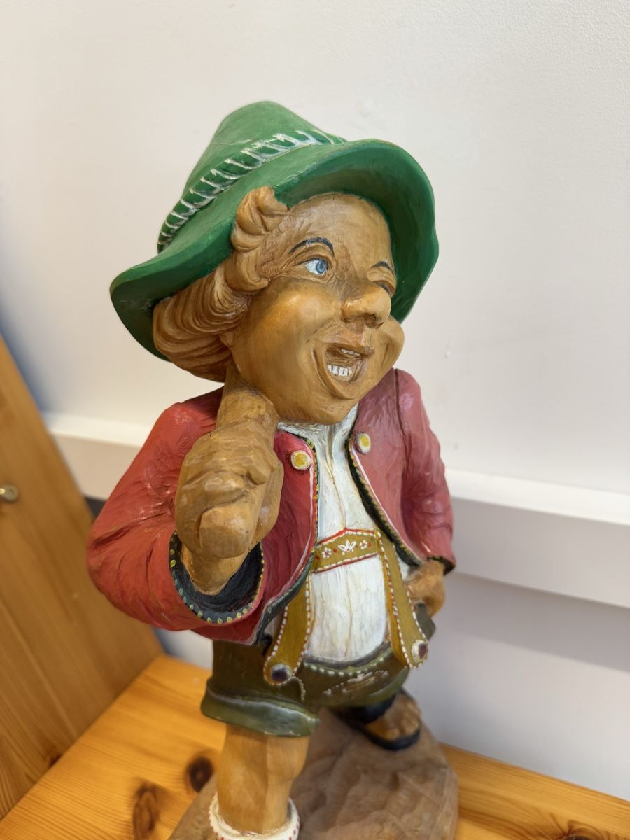 Skulpturen & Statuen: Holzschnitzerei Holz Figur Wanderjunge 43 cm Farbige – Gebraucht aus Morges von SevArt 4