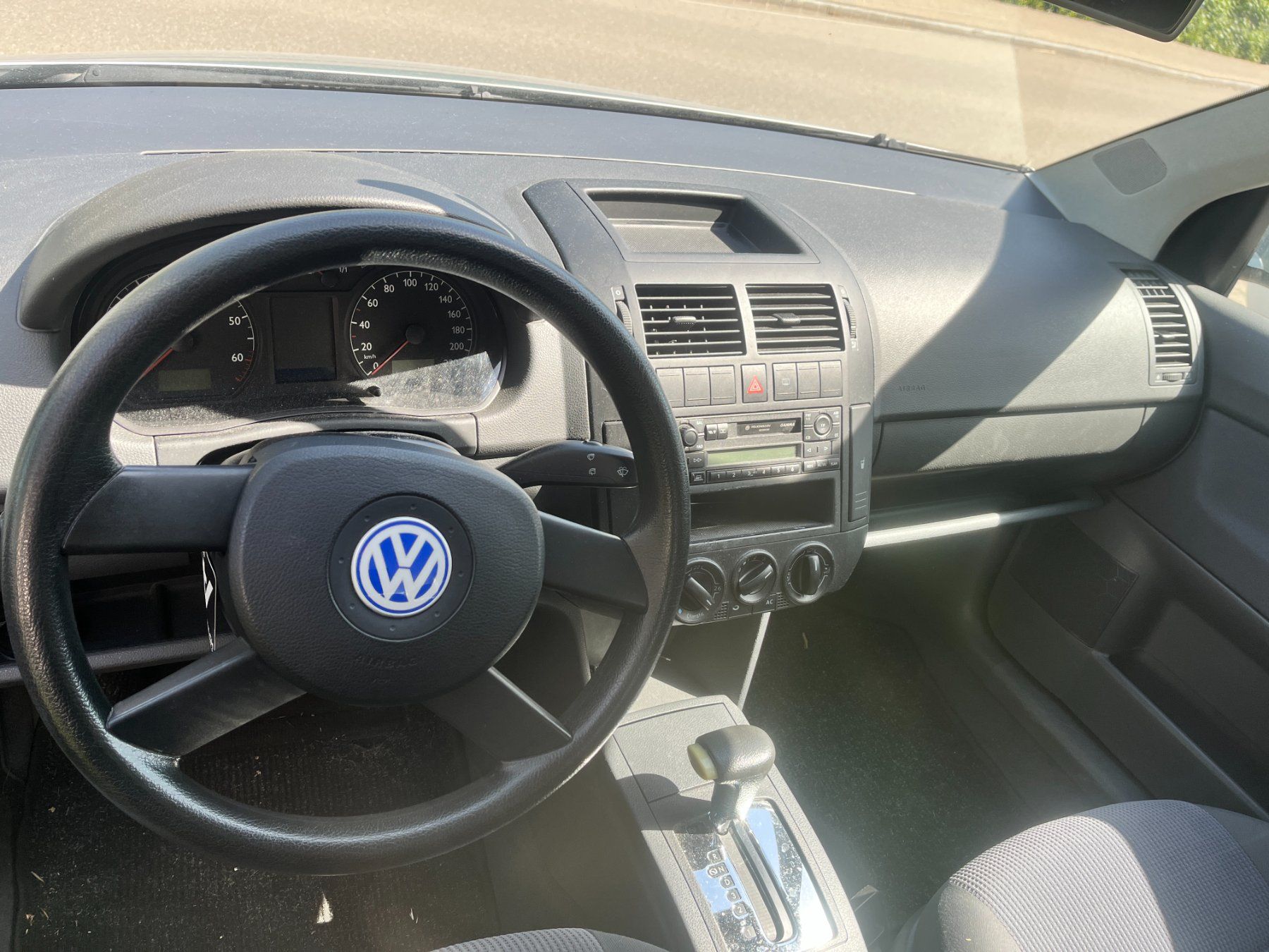 VW Autos: VW POLO 1.4 SILBER – Gebraucht aus Wilen b. Wil von izglr79 4