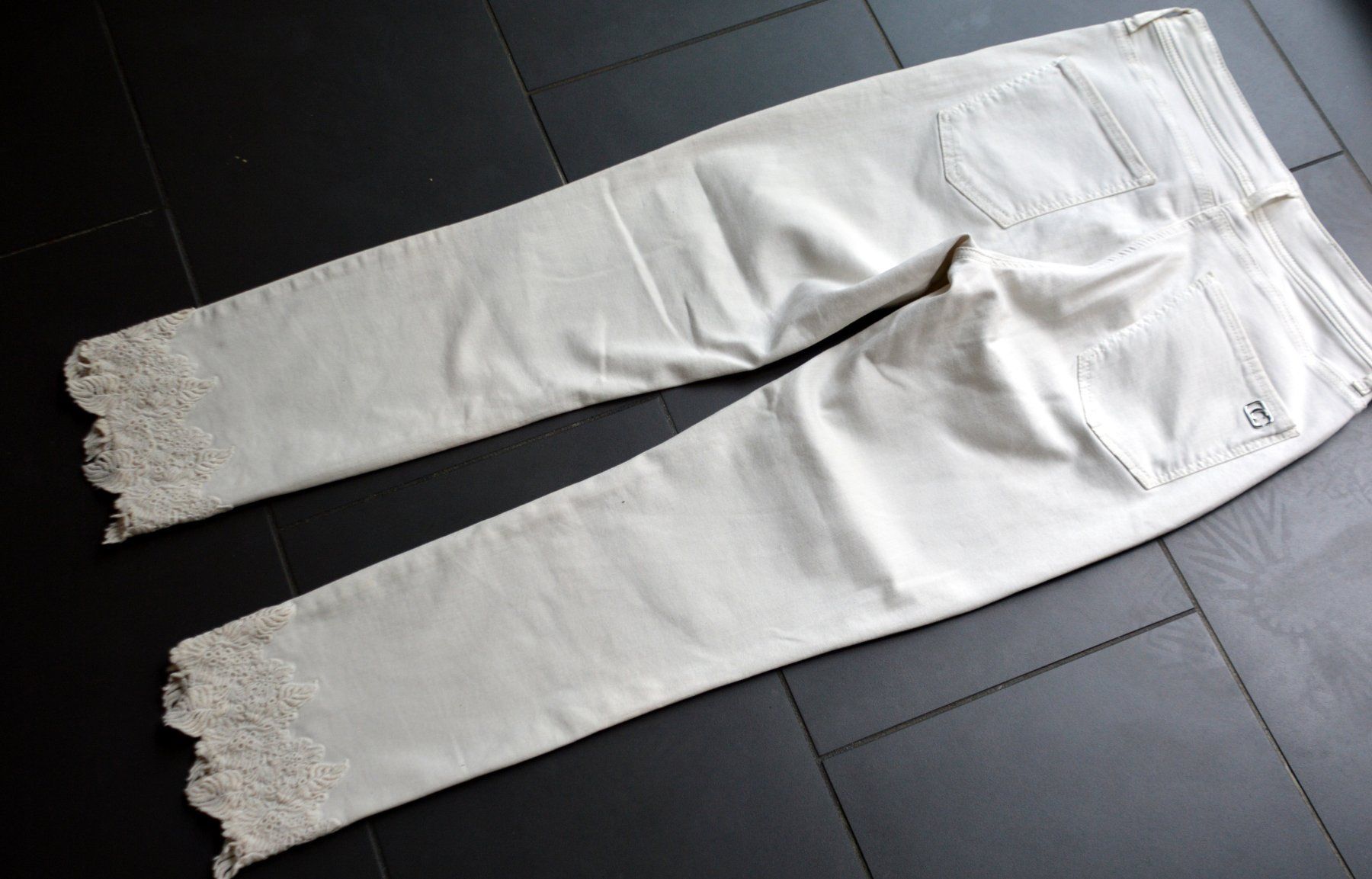 Cambio Pantaloni: Cambio Hose / pantalon .42 – Usato da Collonges venduto da arashee 8