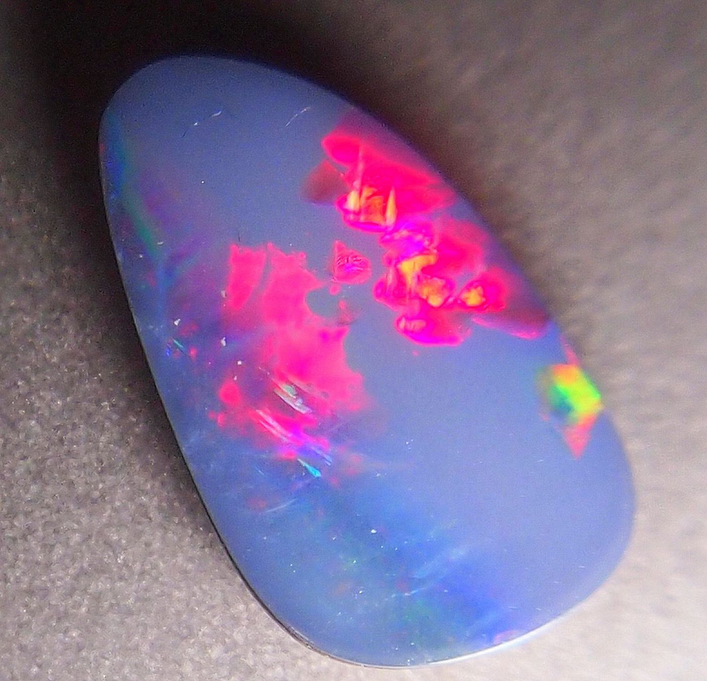Pietre preziose: 2,2 -CTS QUALITY STUNNING Dublette BLACKOPAL – Nuovo e nell'imballaggio originale da Reinach BL venduto da Marblue 4