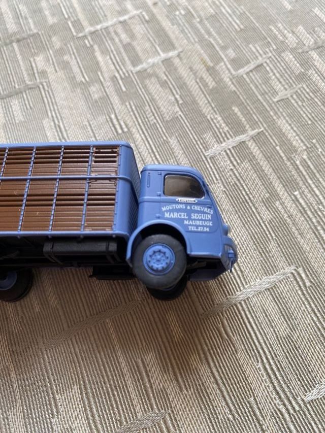 Renault Modellini d'auto: REE Models Renault Goélette 1959 Viehtransporter 1/43 – Nuovo (secondo la descrizione) da Diessenhofen venduto da Albin00 1