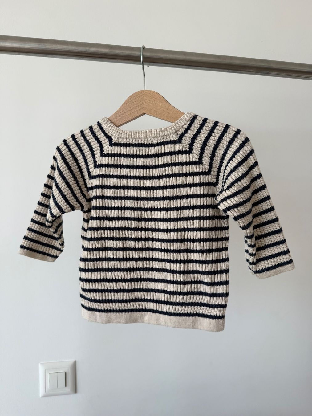 Cyrillus Maglioni & Felpe: Pull marinière bébé Cyrillus Paris – 9-12 mois – Usato da Collonge-Bellerive venduto da sajano 1