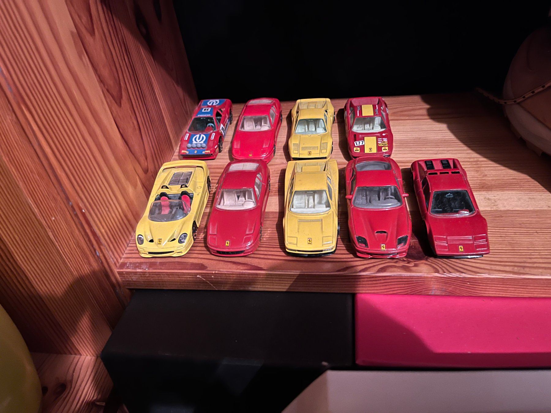 Ferrari Modellini d'auto: Ferrari Modellauto Sammlung Bastlerposten – Usato da St. Gallen venduto da fabio813 1
