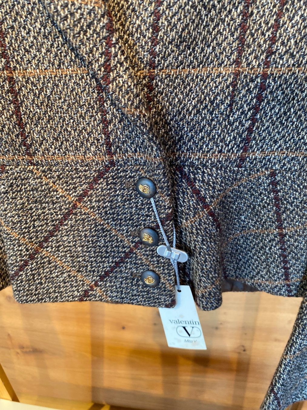 Valentino Giacche: Vintage Blazer Valentino – Nuovo e nell'imballaggio originale da Eggersriet venduto da VintageCouture86 2