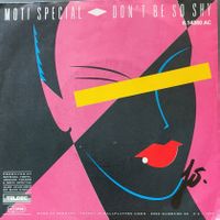 Vinyl Single Moti Special - Don't Be So Shy