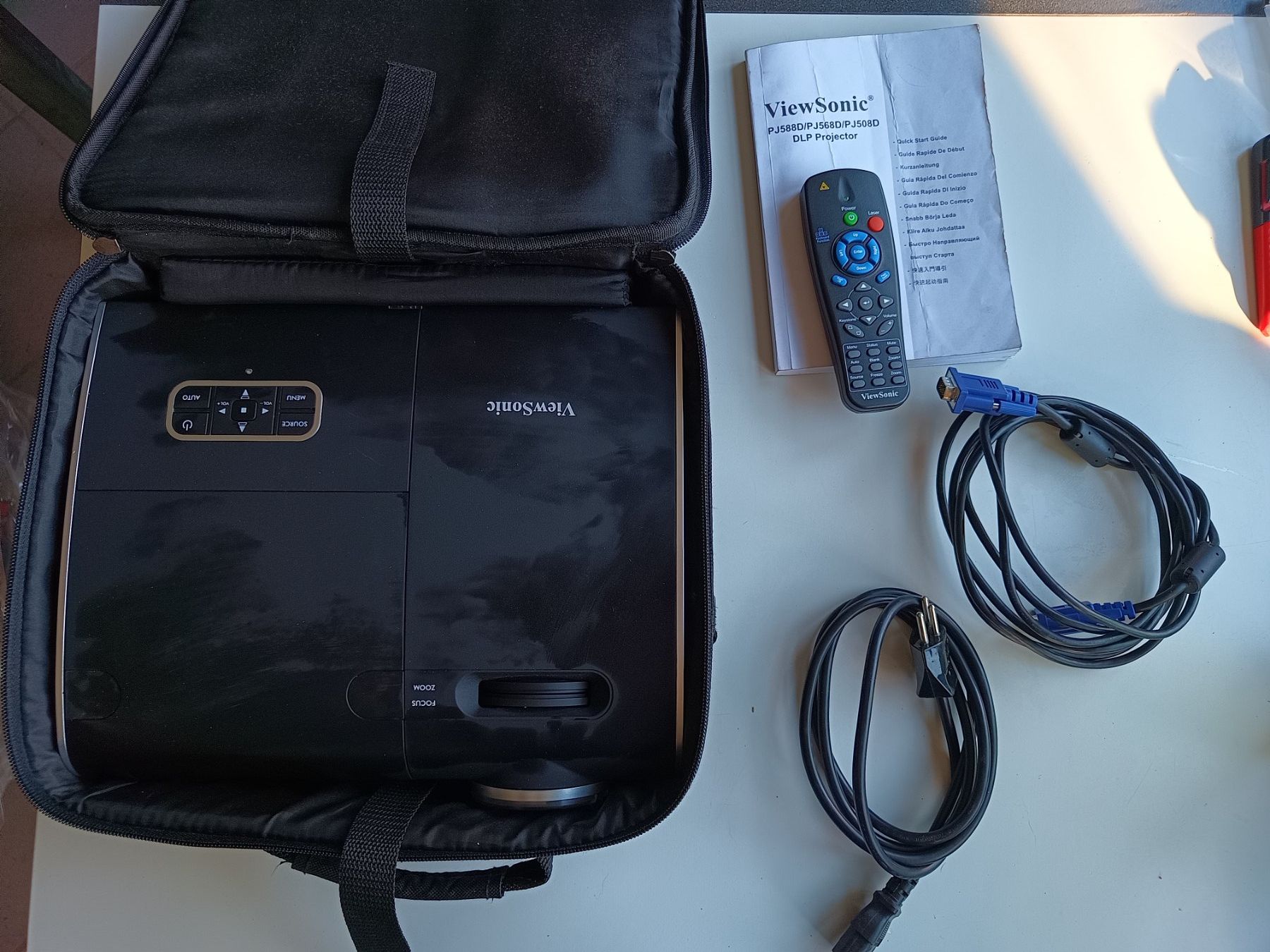 Viewsonic Vidéoprojecteurs: Viewsonic Beamer – D'occasion à Oberegg par A-Z.Handel.Loehrer 1