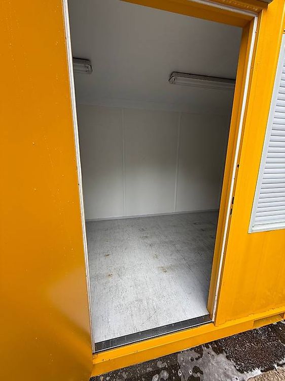 Contenitori edile: Bürocontainer 20' Mannschaftscontainer 6m – Usato da Laufen venduto da BischagAG 4
