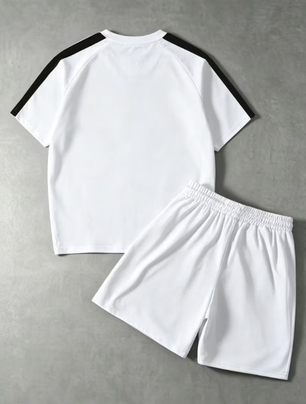 Kleiderpakete: Ensemble sport blanc et noir – Neu und originalverpackt aus courtelary von meh_hgx9 1