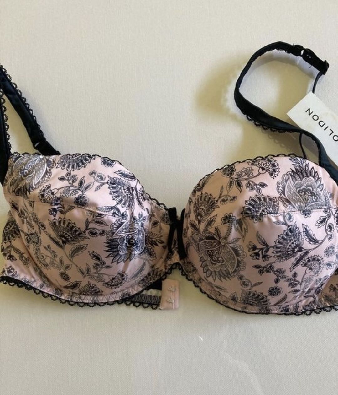Altra biancheria intima: BH von Jolidon, Gr. 85B – Nuovo (secondo la descrizione) da Bern venduto da christiane_pr