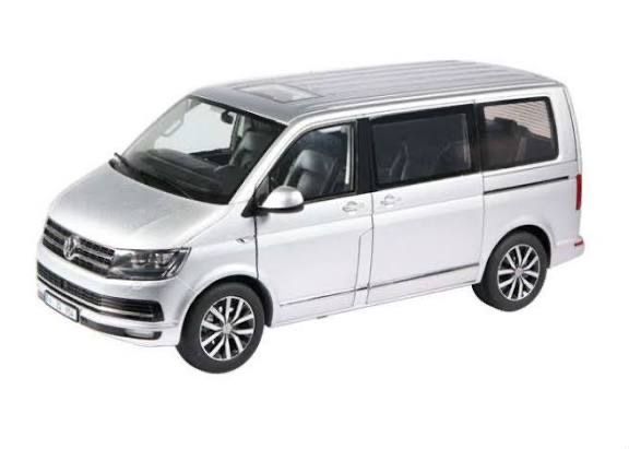 Volkswagen Modellini d'auto: VW T6 MULTIVAN GENERATION SIX SILBER 2015 1:18 NZG – Nuovo e nell'imballaggio originale da Suhr venduto da Moebelsiralfred