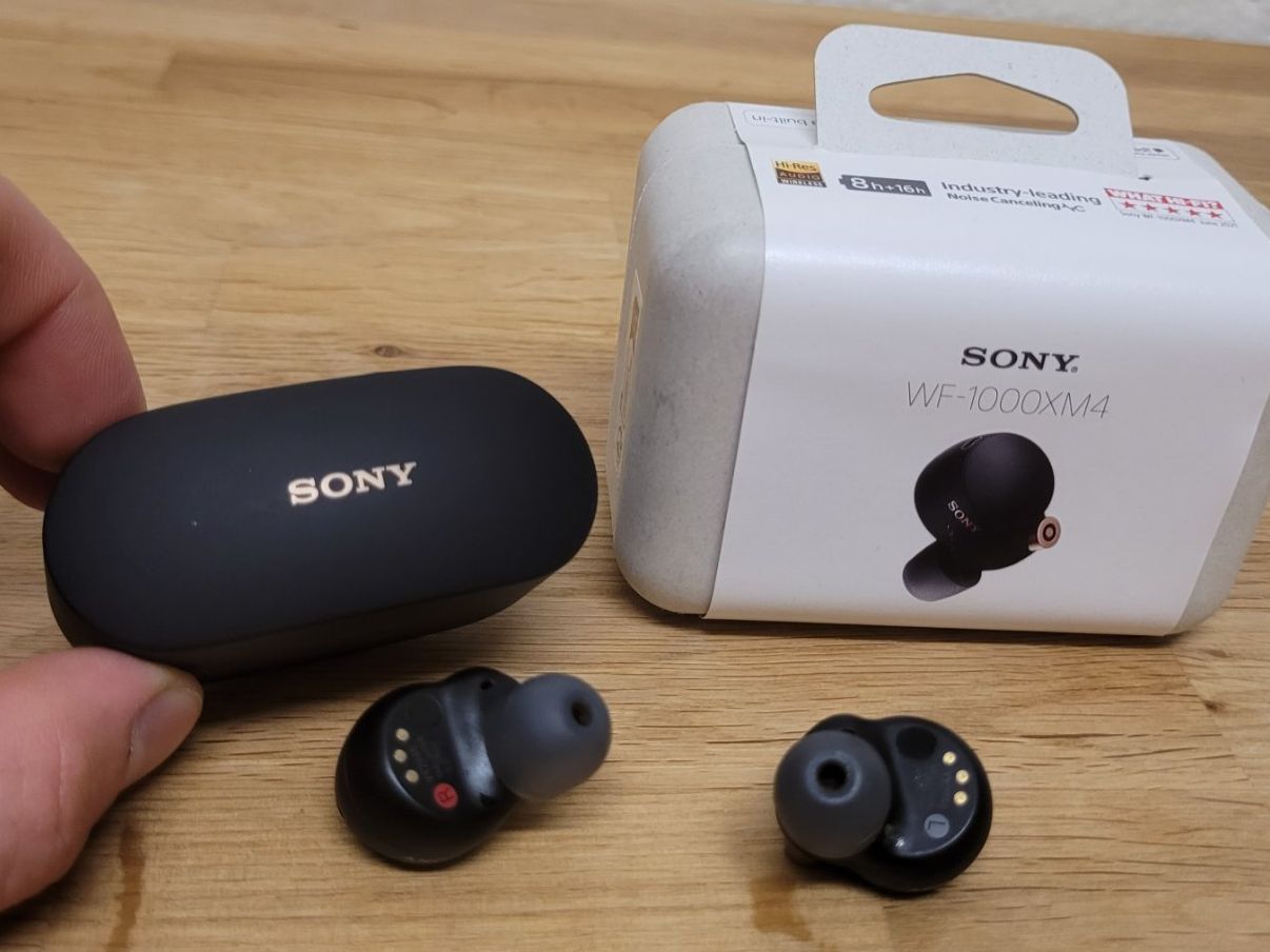 Casques audio: Sony WF-1000XM4 – D'occasion à Aarburg par smis999 1