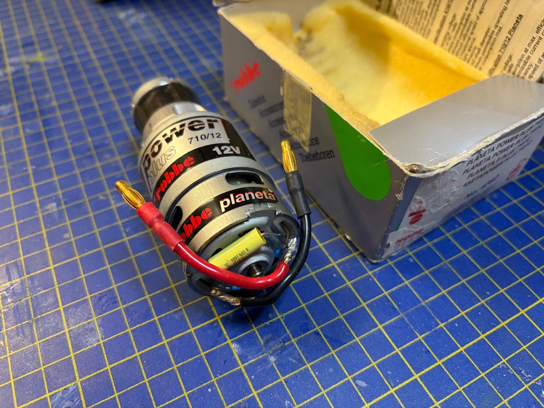 Robbe Motori: Robbe Power Plus 710/12 12V Motor neuwertig – Usato da Glattbrugg venduto da Olio7 1