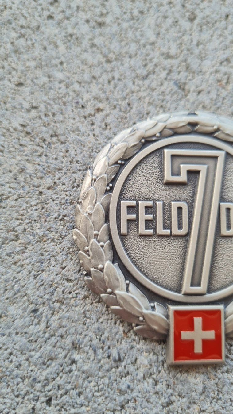 Schweizer Armee Uniformi: CH Armee / Béret / Emblem / Felddivison 7 / Béretemblem – Usato da Safenwil venduto da Husqi2000 1