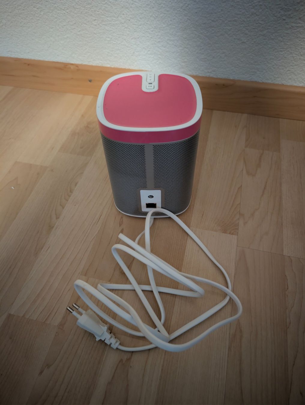 Sonos Lautsprecher: Sonos Play:1 pink – Gebraucht aus Bachenbülach von Ub400 1