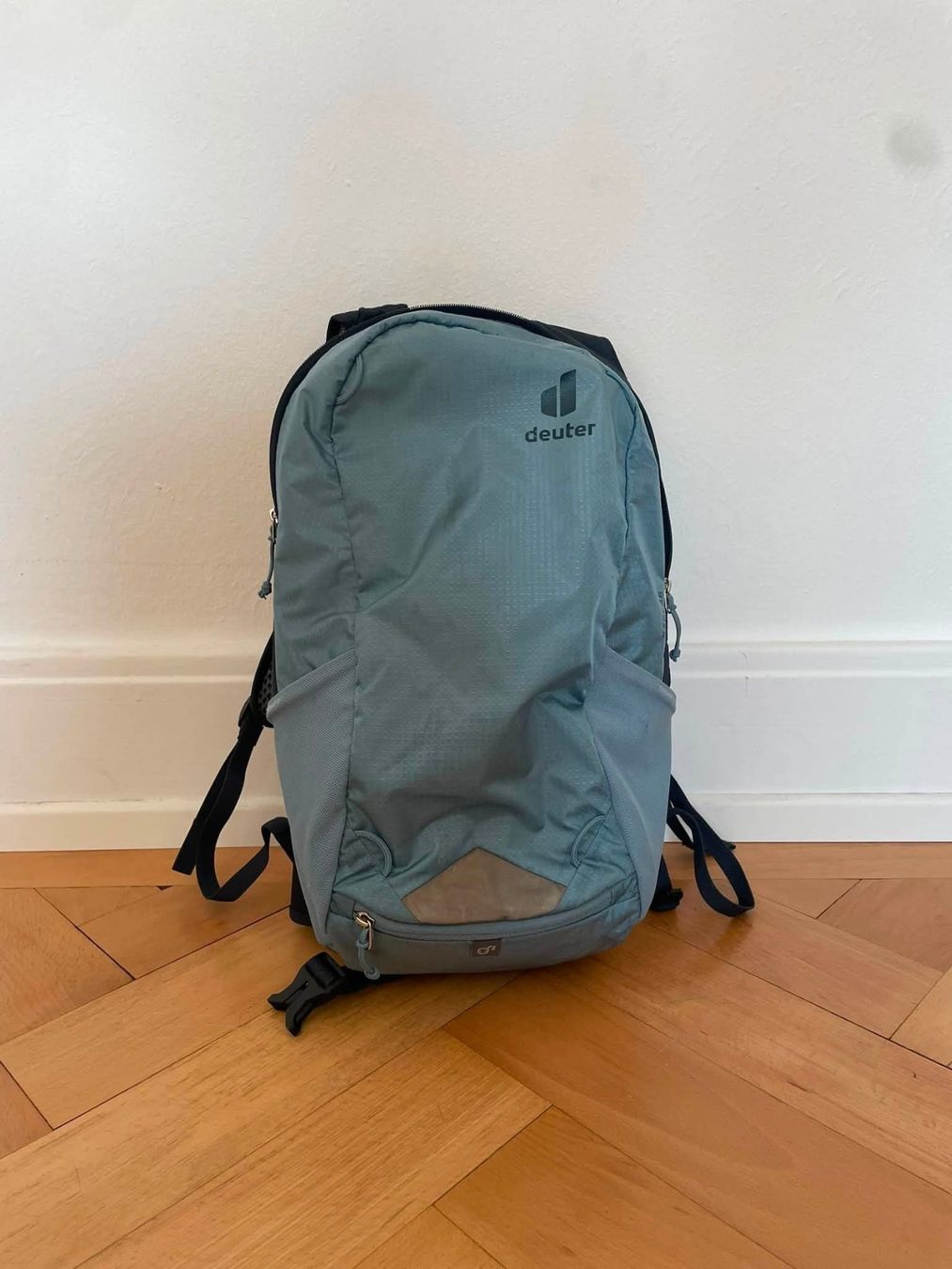 Deuter Sacs à dos: Deuter Backpack Race 16L – D'occasion à Zürich par Rospo_o91