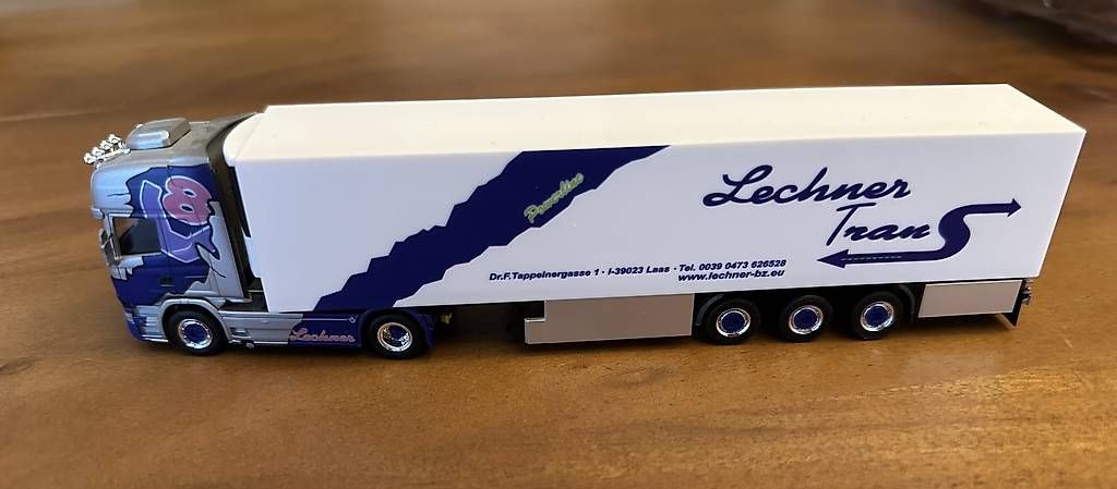 Modellbausätze & Standmodelle: LKW Modelle – Gebraucht aus Aristau von Devilgirl_1327 2