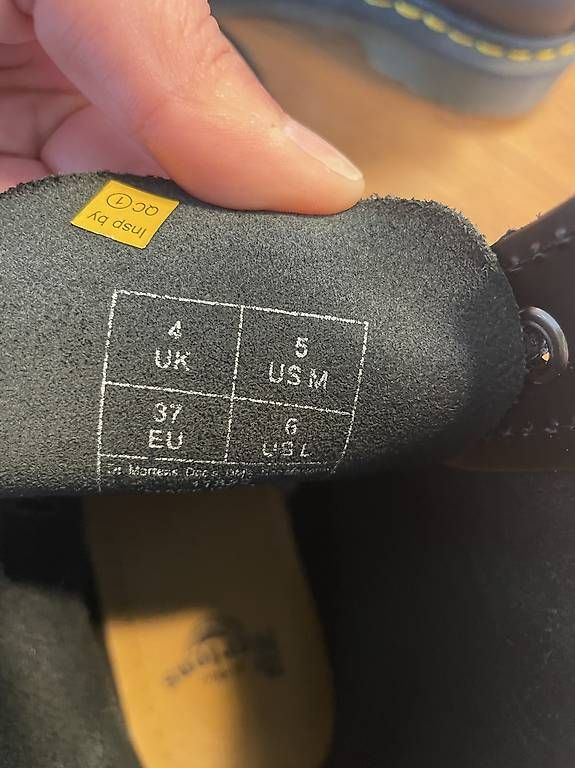 Scarpe da uomo: Schuhe Dr. martens Gr 37 – Usato da Schenkon venduto da muz_g5mq 2