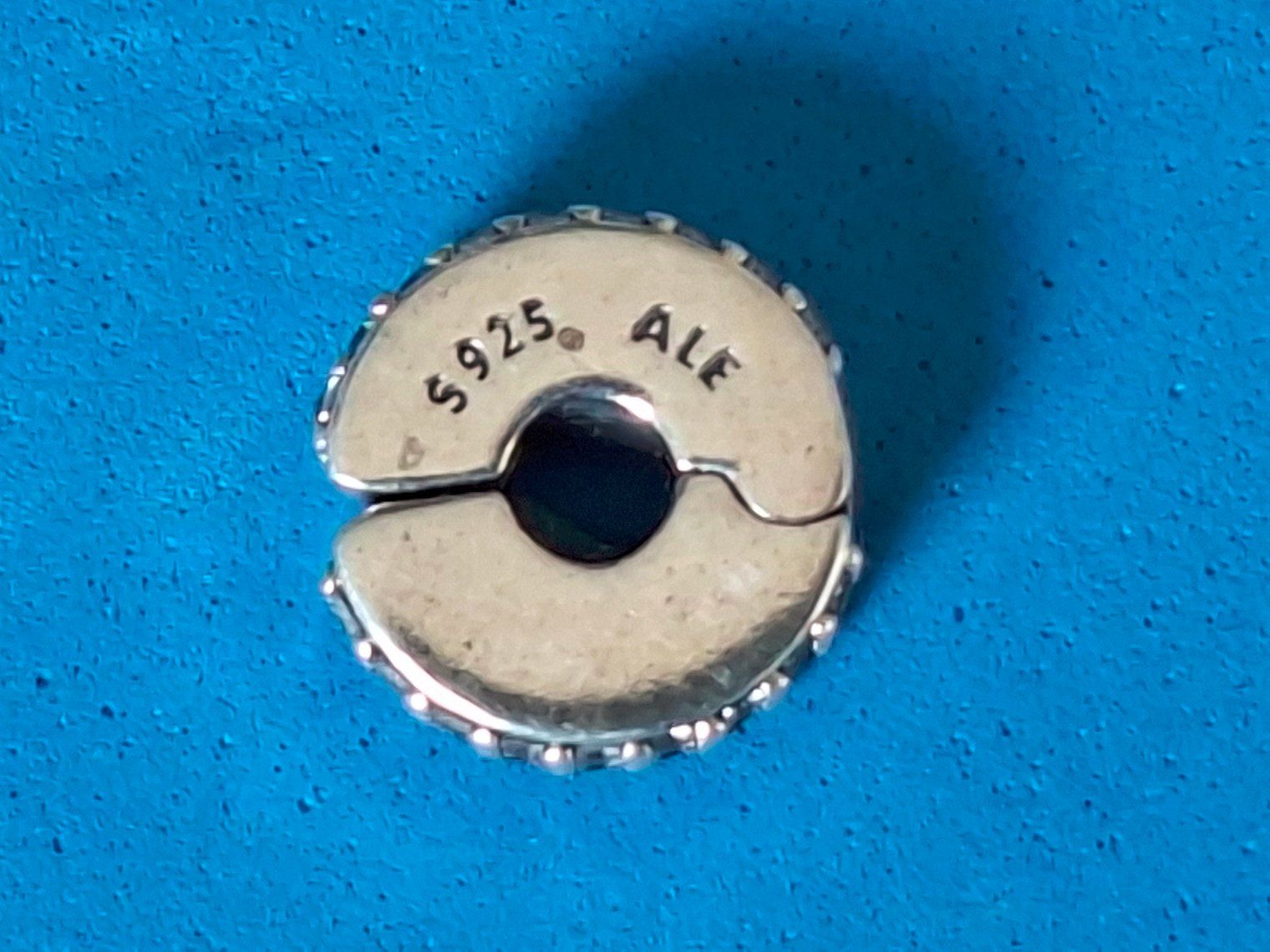 Pandora Anhänger: Pandora Clip, S925 ALE, Double Lined – Gebraucht aus Schafisheim von Kef1 6