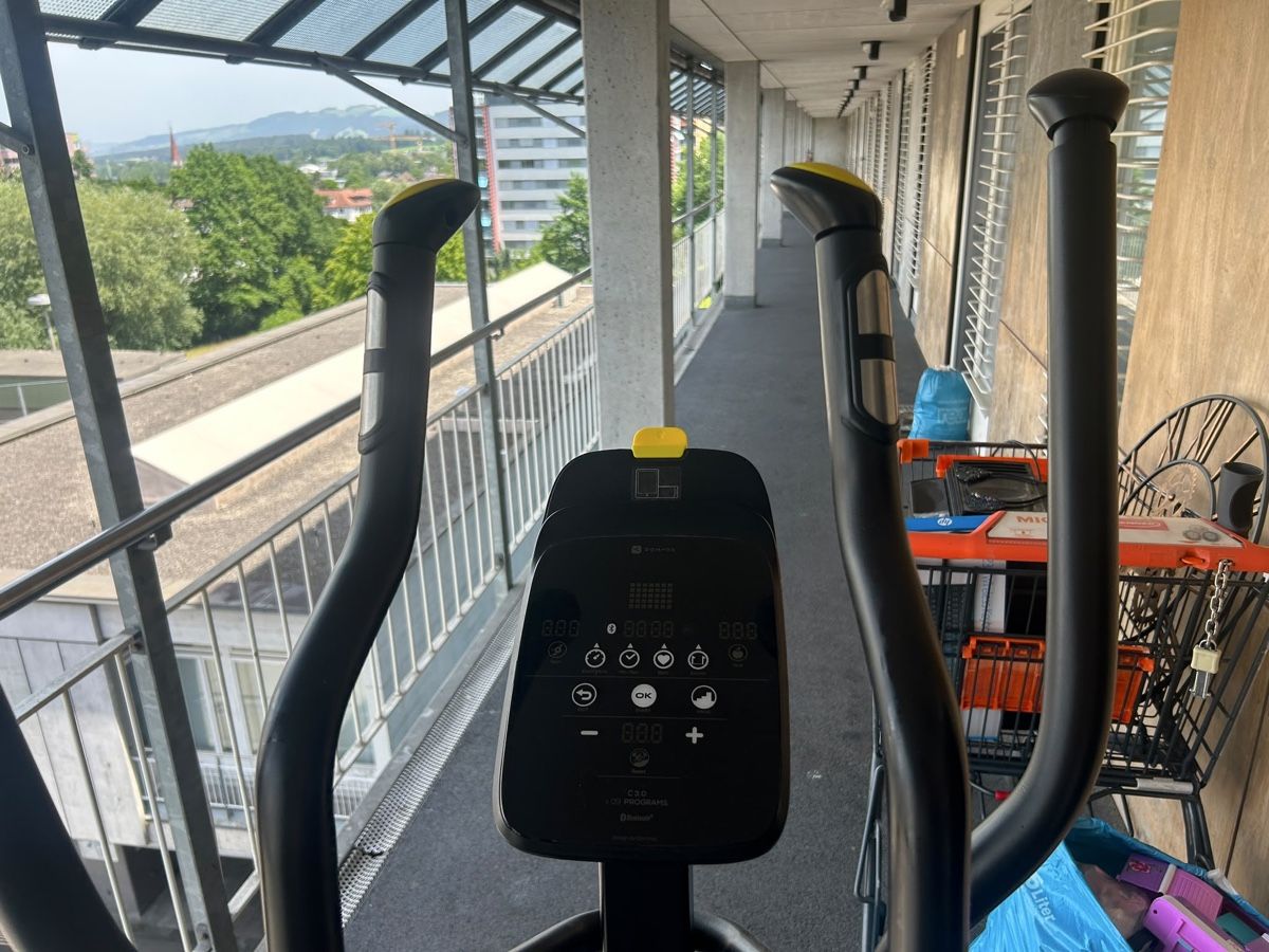 Decathlon Hometrainer: Crosstrainer Domyos C3.0 9 Programs guter Zustand – Nuovo (secondo la descrizione) da Luzern venduto da Susan1321
