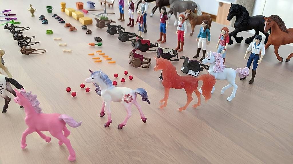 Schleich Giocattoli: Gros lots de Schleich Pferde – Usato da Orbe venduto da hondasss 3
