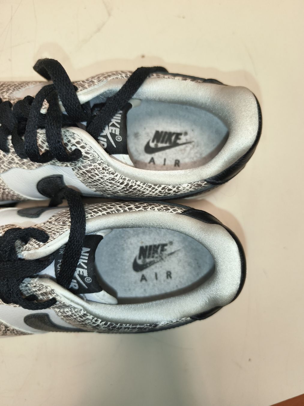 Nike Herrenschuhe: NIKE AIR FORCE 1  Gr. 43(em77) – Gebraucht aus Künten von Schnaepplihuus 5