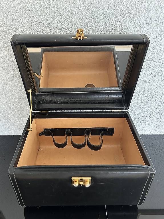 Custodie per cosmetici: Beauty case – Usato da Stans venduto da Fourcats 1