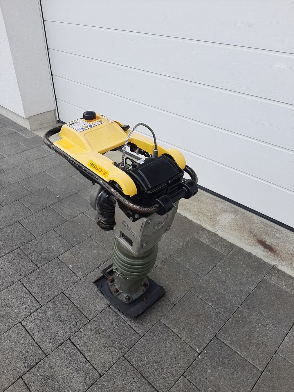 Wacker Neuson Toutes les machines: Grabenstampfer Rammer Wacker Neuson – D'occasion à Rain par Kleinmoto 1