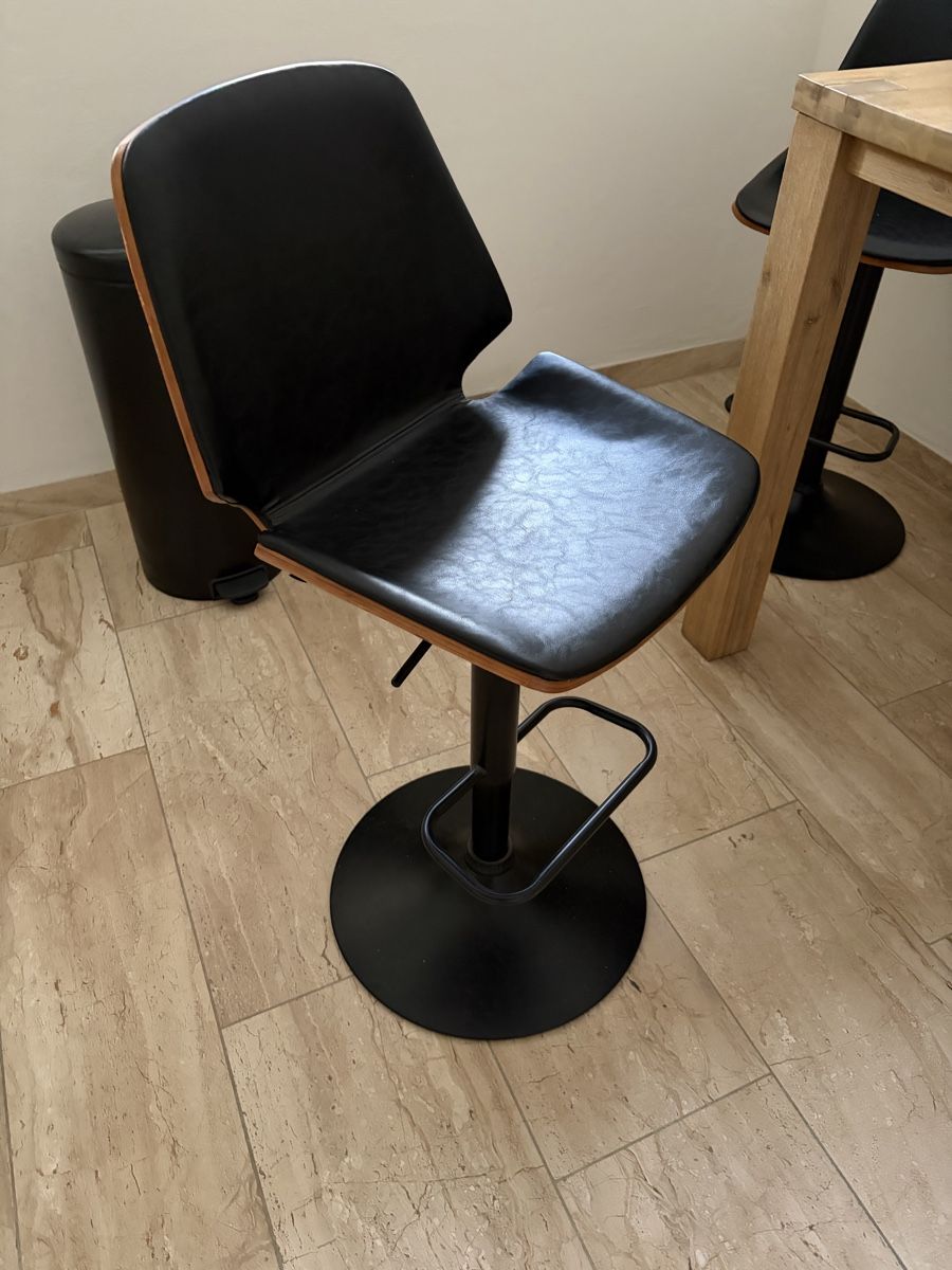 Hocker: 2 Design Bar Stools – Gebraucht aus Regensdorf von WetTowel42