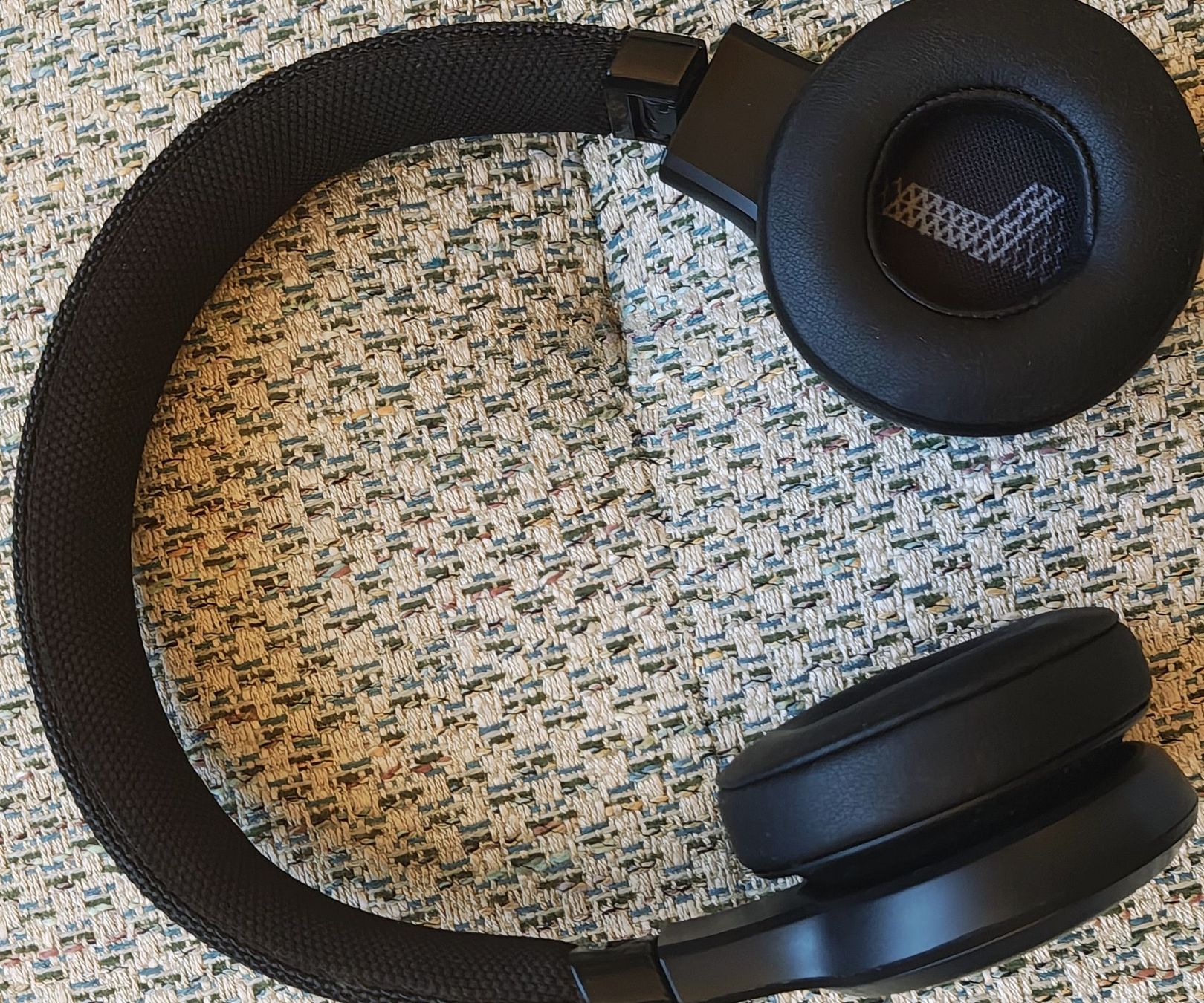 JBL Cuffie: JBL live 400 bt – Usato da Neuchâtel venduto da kev_t656