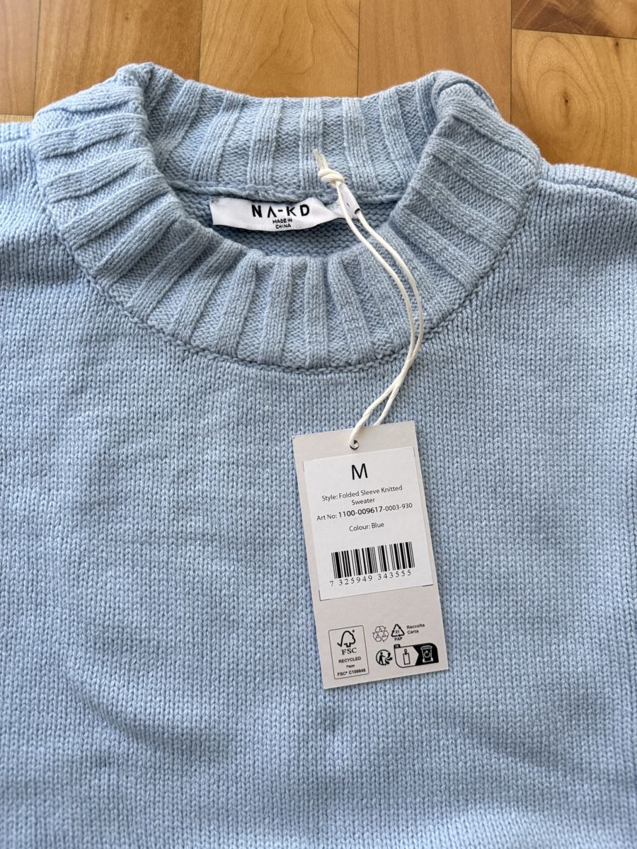 Na-kd Maglioni & Felpe: NA-KD Pullover hellblau Grösse M neu mit Etikett – Nuovo e nell'imballaggio originale da Lachen SZ venduto da ali_5xw5 1