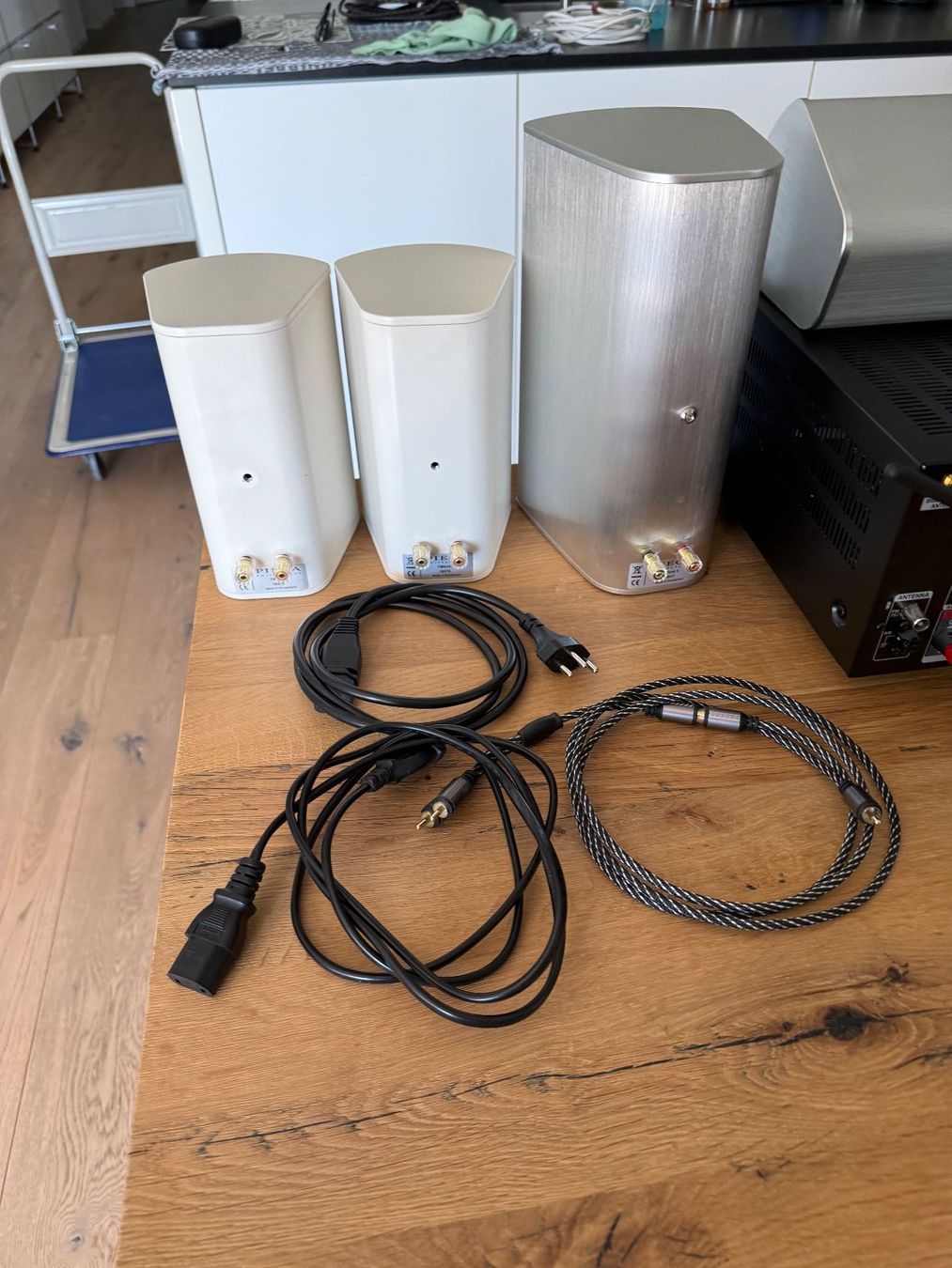 Piega Home Cinema: Denon AV Receiver 7.2 mit Piega Lautsprecher-Set mit Sub. – Usato da Lufingen venduto da nco_hpc8 5