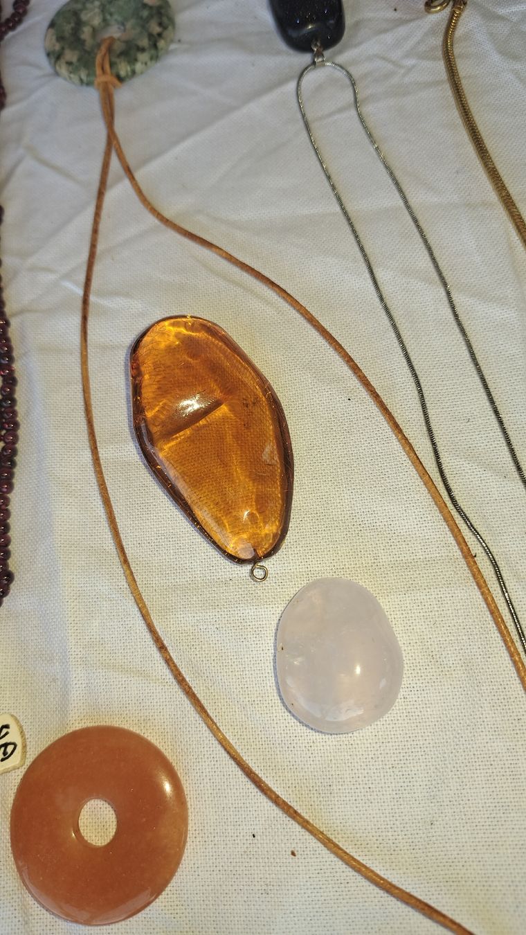 Altri gioielli: Stein Sammlung Schmuck Lot Ringe Ketten usw  – Usato da Kölliken venduto da Upcycling-by-Mc-TAM 2