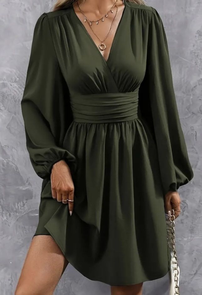Vestiti: Elegantes Kleid mit Puffärmeln Gr. S – Nuovo (secondo la descrizione) da Zofingen venduto da Just_That_Thing
