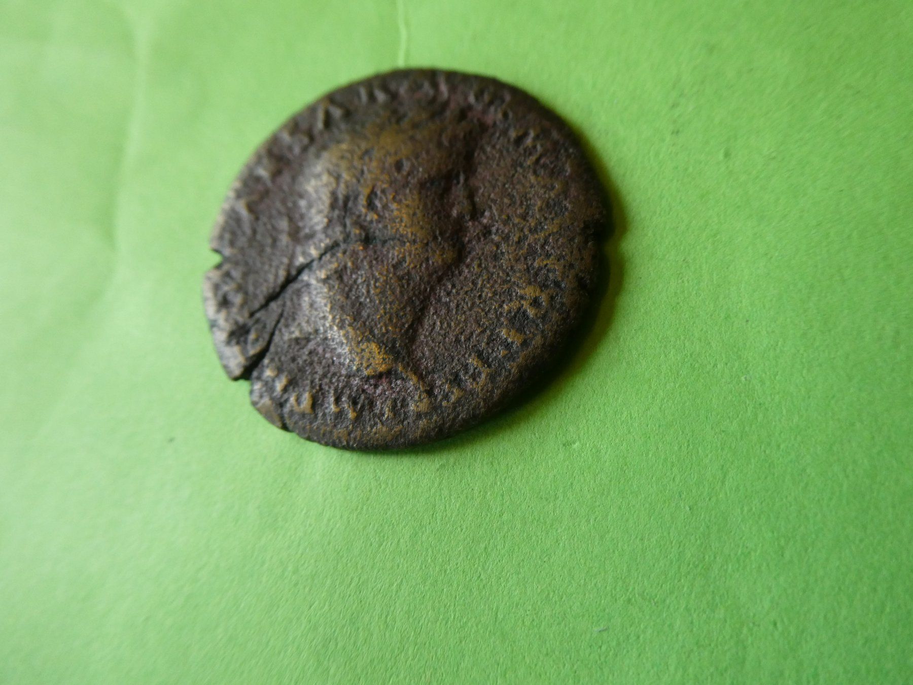 Tutti le monete: uralte grosse Bronzemünze 30 mm     9.16 g – Usato da Hinterforst venduto da Rohusri 1