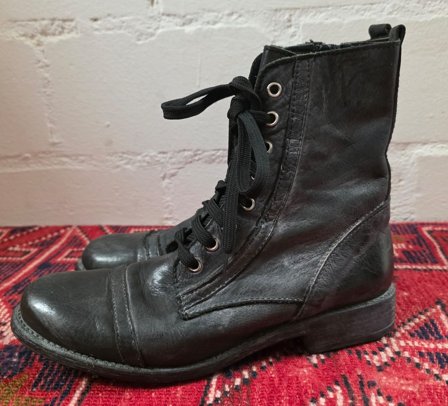Scarpe da donna: Roberto Santi Boots, Schwarz, Grösse 39 – Usato da Rheinsulz venduto da Dred 4