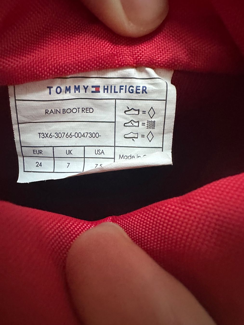 Tommy Hilfiger Scarpe per ragazzi: Gummistiefel Rot Grösse 24 Tommy Hilfiger – Usato da Unterägeri venduto da StefanGekko 4