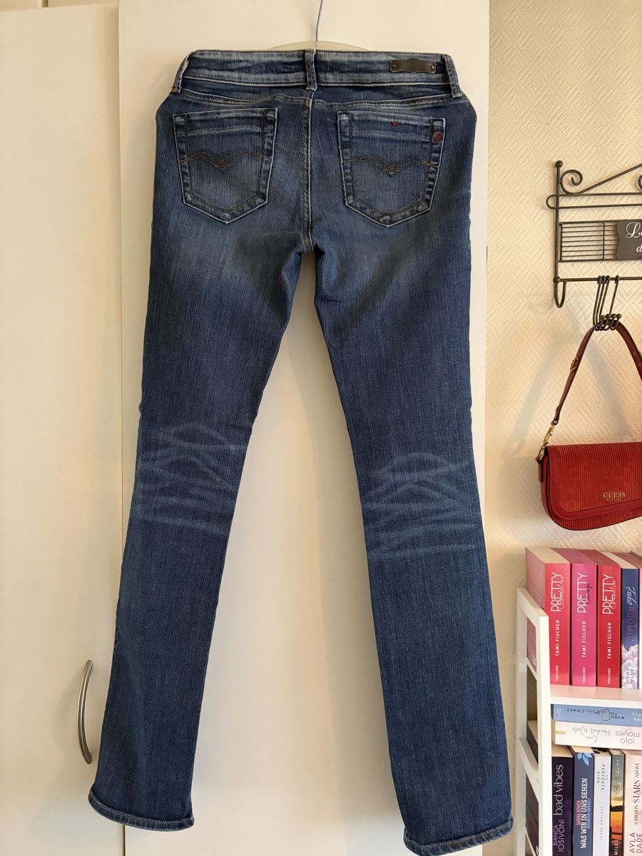 Replay Jeans: Replay Jeans Damen grösse 27 – Usato da Basel venduto da Brunner.T 2