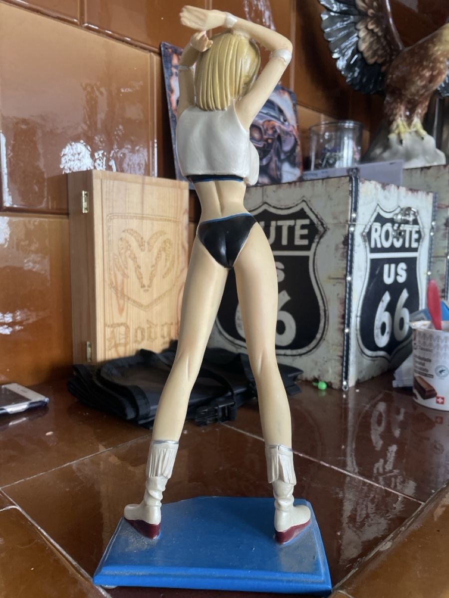 Statuette: Sexy Figur – Usato da Goldingen venduto da FirebirdLady92 2